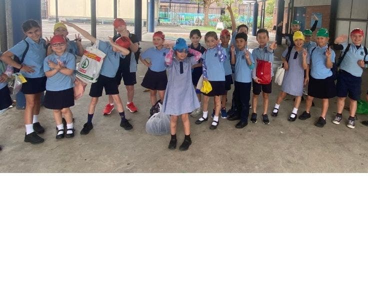 Students under the cola